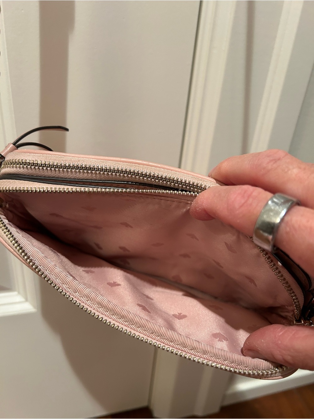 Kate Spade Quilted Pink Leather crossbody purse - Picture 4 of 7